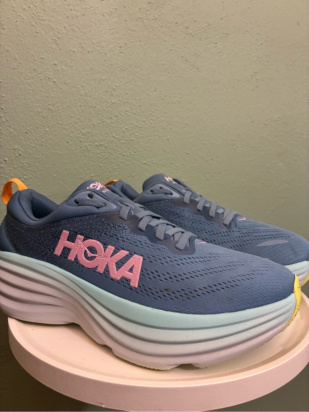 HOKA Bondi 8 Women’s Size 9 Running Shoes Blue Pink 1127952 SSK